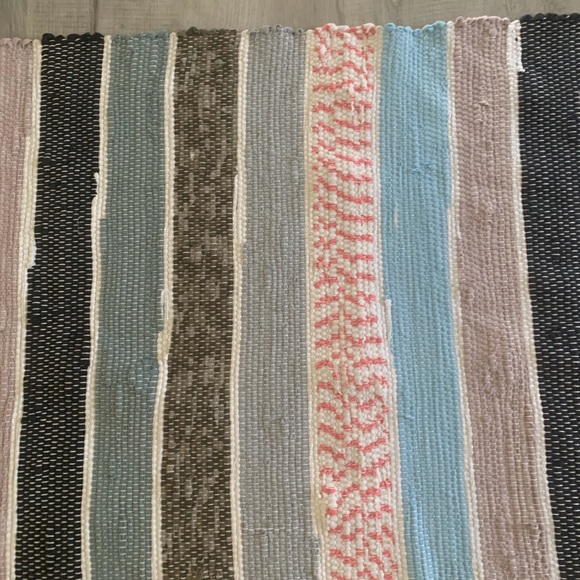 Runner. NWOT - Picture 7 of 10